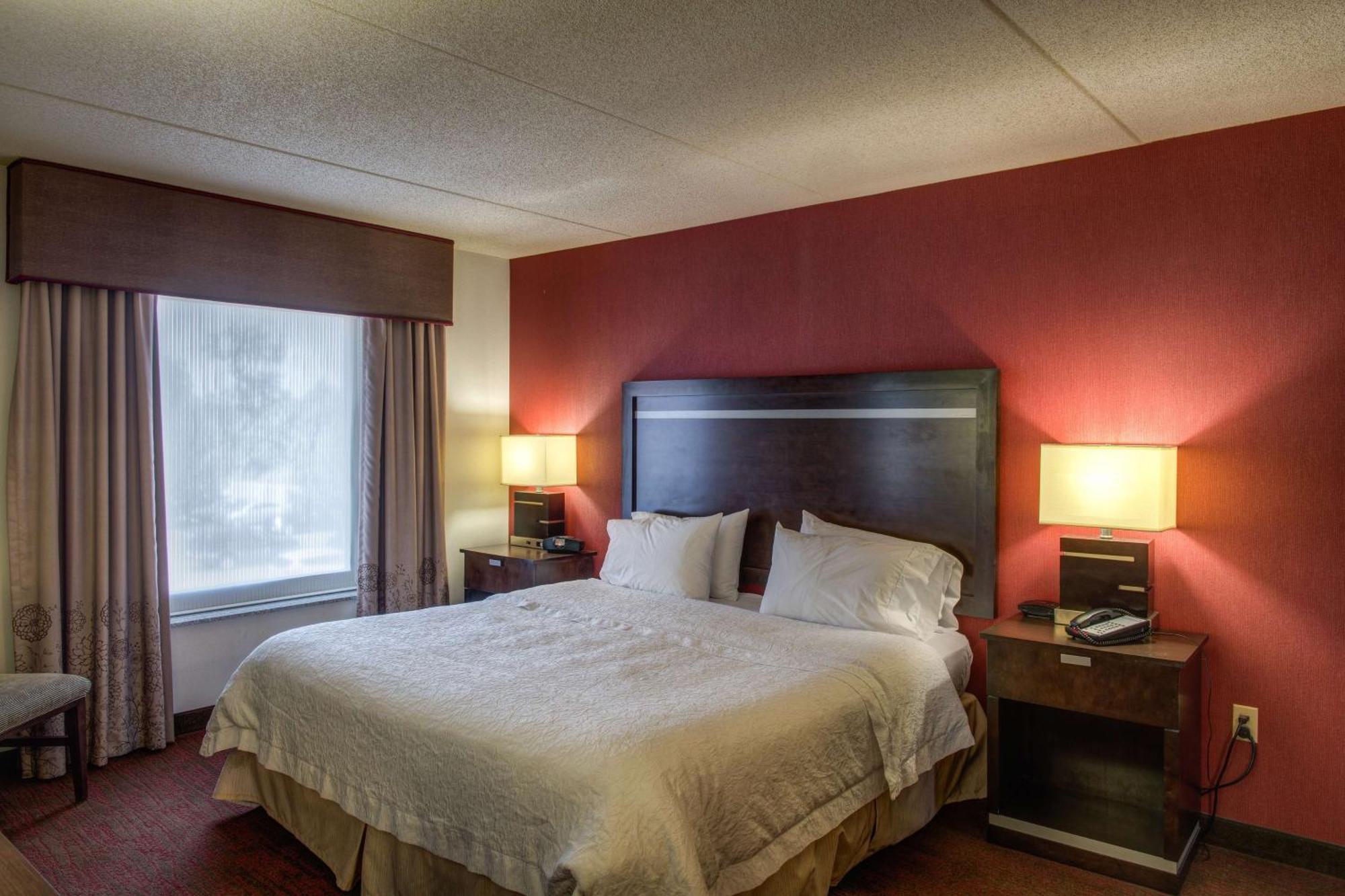 Hampton Inn & Suites Detroit/Airport Romulus Ngoại thất bức ảnh
