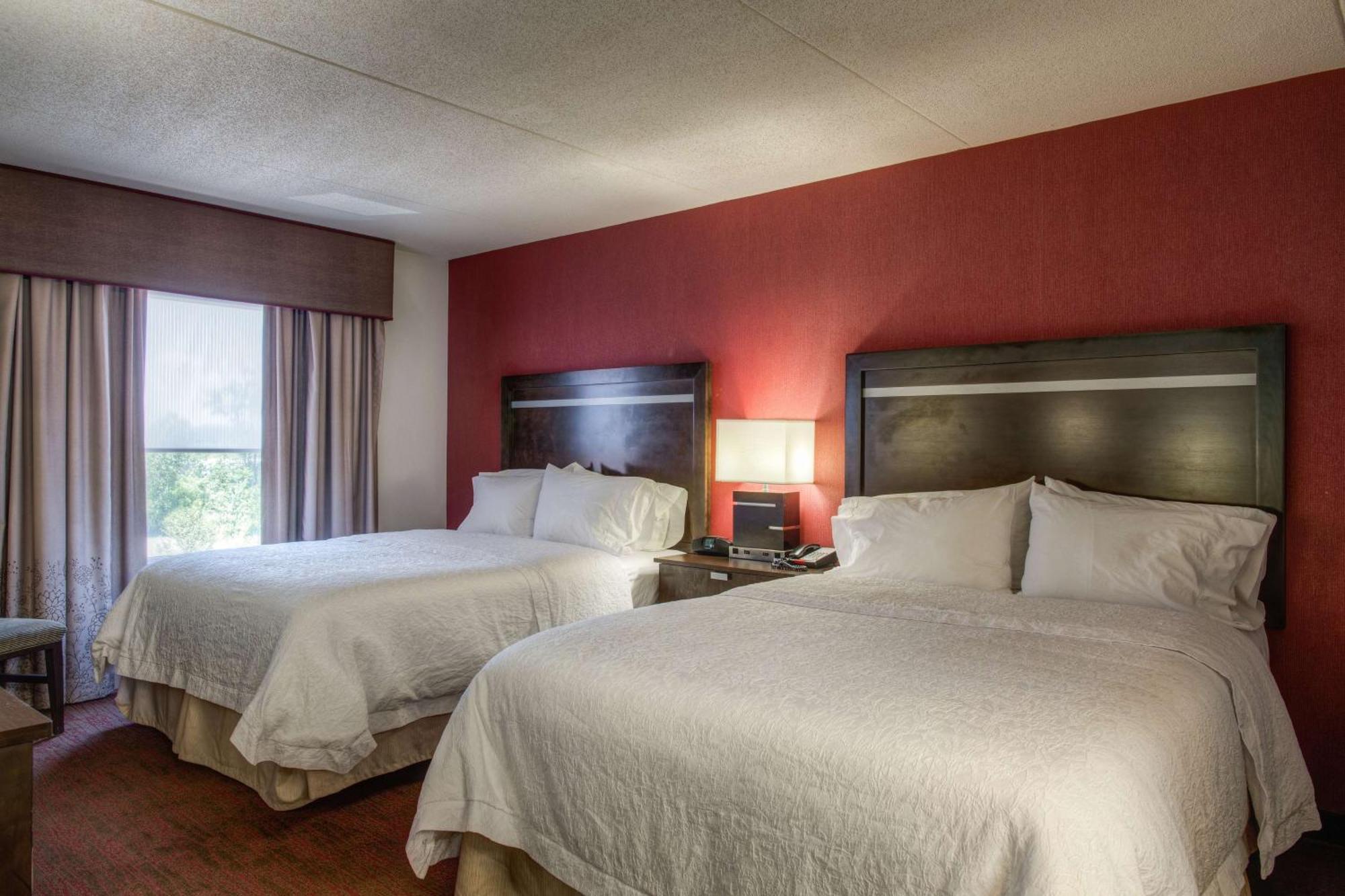 Hampton Inn & Suites Detroit/Airport Romulus Ngoại thất bức ảnh
